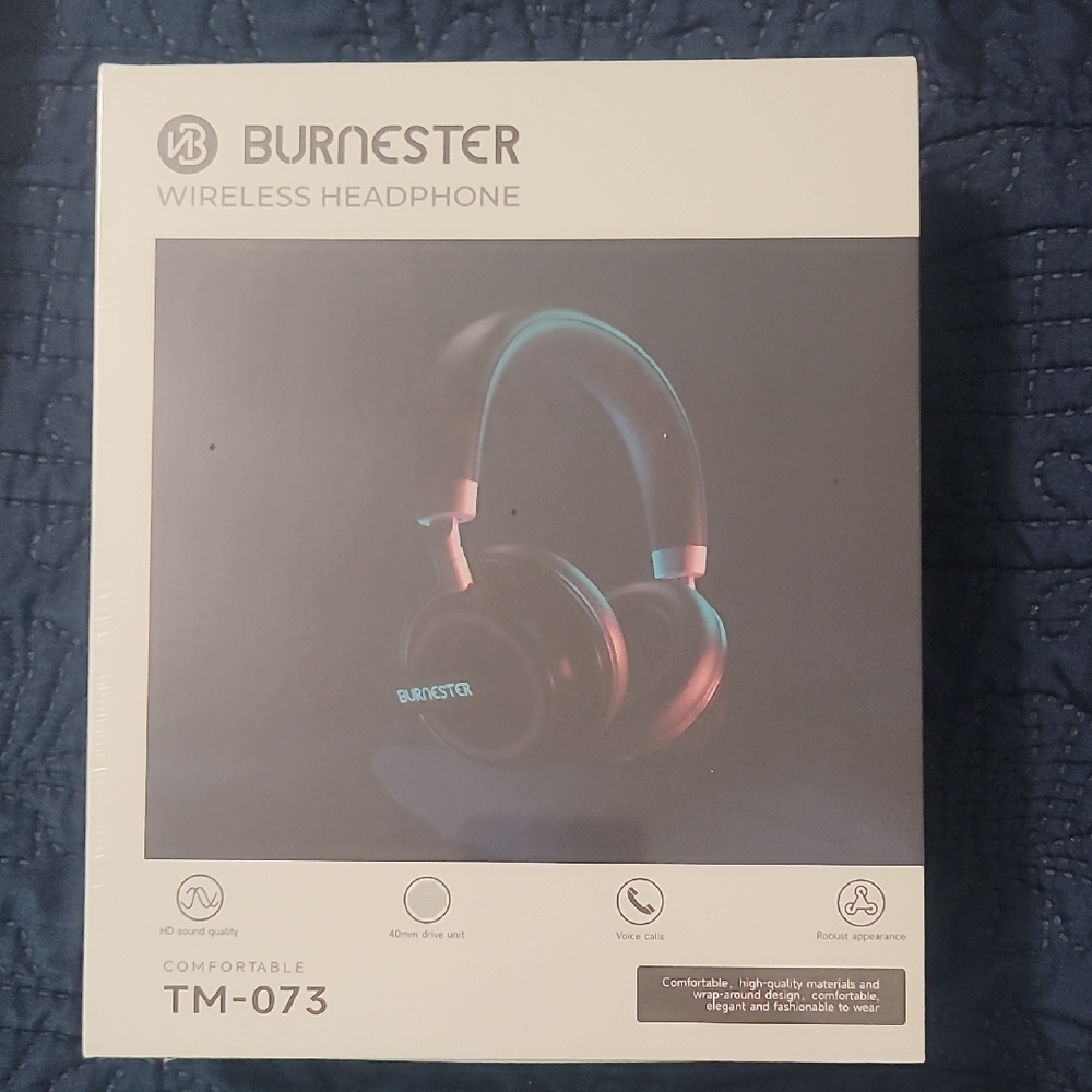 Burgmeister Black Over-Ear Wireless Headphones
